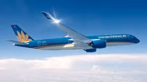 Vietnam to focus on resuming regular international flights in 2022