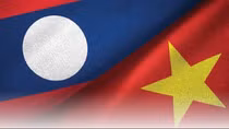 Top Lao legislator begins official visit to Vietnam