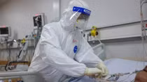 Applying most advanced techniques to treat severe COVID-19 patients