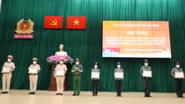HCMC police praised for effort in ensuring security, fighting COVID-19