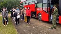 14 Vietnamese victims of human trafficking return home