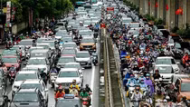 Hanoi to collect up to VND 60,000 from cars entering inner city