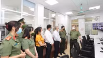 Minister To Lam inspects medical examination and treatment at Hospital 19/8