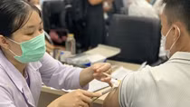 HCM City requires over 8.1 million COVID-19 vaccines by late 2021