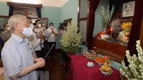Party leader pays tribute to President Ho Chi Minh on National Day