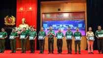Minister To Lam meets 400 officers reinforced to key border communal posts