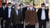 Party leader joins great unity festival in Hanoi's Yen So commune