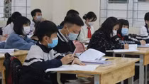 Hanoi schools reopen to ninth graders across 17 suburban districts