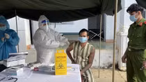 Prisoners in Dak Nong get COVID-19 vaccine