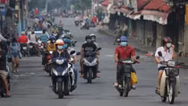 HCM City busy on first day of entering “new normal”
