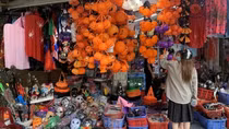 Halloween market remains quiet as festival draws near