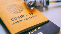 Vietnam temporarily recognizes vaccine passports from 72 countries, territories