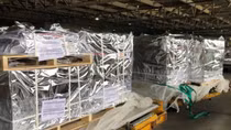 Additional 100,000 vials of Remdesivir for COVID-19 treatment arrive in Vietnam