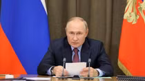 Putin says Russia has 'nowhere to retreat' over Ukraine