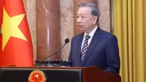 Top leader’s article on innovating Party’s leadership