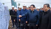 PM inspects electricity transmission project