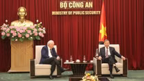 Minister To Lam receives high-profile professor from Harvard University