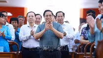Prime Minister Pham Minh Chinh meets with voters in Can Tho city