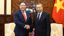 Newly elected President reaffirms strong Vietnam – US partnership