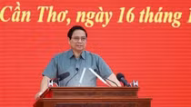 PM orders acceleration of transport projects in Mekong Delta