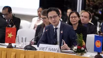 Deputy FM attends ASEAN+3, EAS, ARF Senior Officials' Meetings in Laos