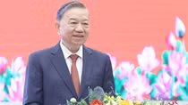 Party chief receives prominent intellectuals, scientists nationwide