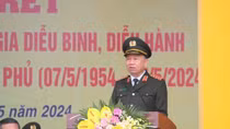 MPS honors officers, soldiers participating in grand parade marking Dien Bien Phu Victory