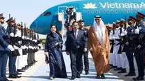 PM arrives in Abu Dhabi, beginning official visit to UAE