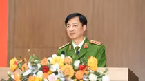 Counter-narcotics police play core role in preventing and controlling drug trafficking