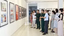 Exhibition “76 years of payment of gratitude” held in Hue