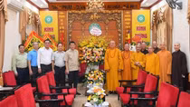 Leader of MPS visits Vietnam Buddhist Church on Great Buddha's Birthday