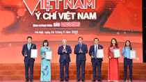 Role models in patriotic emulation honoured