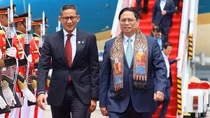 PM arrives in Jakarta to attend 43rd ASEAN Summit
