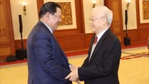 Vietnamese, Cambodian Parties hold high-level meeting in Hanoi