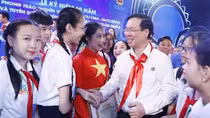 President honours outstanding children in "A Thousand of Good Deeds" movement