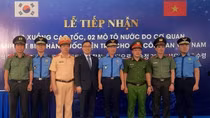 Korean Coast Guard hands over 2 speedboats to Vietnamese Ministry of Public Security