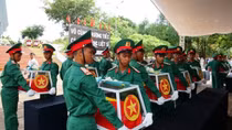 Remains of Vietnamese volunteer soldiers repatriated from Cambodia