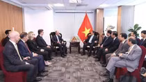 PM receives leaders of US enterprises in New York