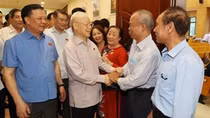 Party leader meets with voters in Hanoi ahead of NA's fifth session