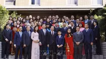 President meets with representatives of Vietnamese community in Japan