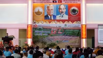 Nguyen Du Lao-Vietnamese bilingual school marks 15th anniversary