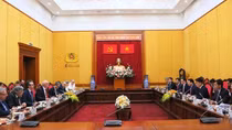 Deputy Minister Le Quoc Hung receives EU official