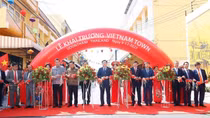 NA leader launches Vietnam Town in Thai province