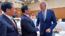 Vietnamese Government leader meets US, EC leaders