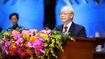 Party chief urges long-term social welfare policy for workers