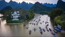 Huong Pagoda Festival to reopen in January