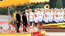 Czech PM Petr Fiala warmly welcomed in Hanoi on official visit