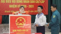 Truong Sa voters cast early ballots for NA, local council elections