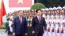 Party General Secretary, State President hosts official welcome ceremony for RoK President