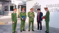 Mobile Police Force deploys all forces to safeguard security and order at the 14th National Party Congress